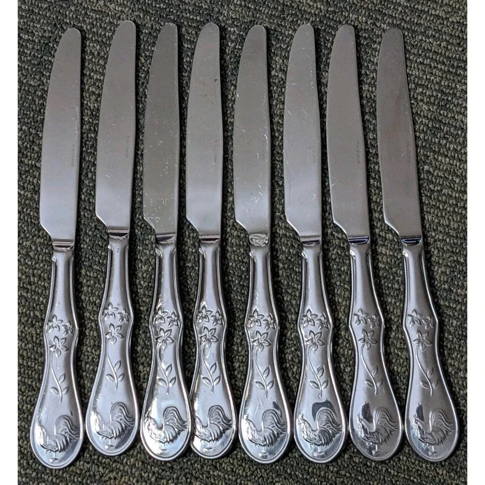 8 Pfaltzgraff DAYBREAK Dinner Knives Glossy Stainless Flatware 9 1/2